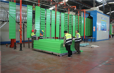 貨運(yùn)鐵路隔聲屏障多少錢-質(zhì)量可靠-金標(biāo)聲屏障工廠