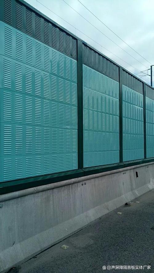 常見的聲屏障用什么樣的材質效果好?