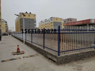 臨汾永和縣鋅鋼草坪護(hù)欄價(jià)格合理與金屬聲屏障行情分析